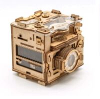 Cluebox - Sherlock's Camera