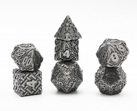 Dés pour jdr - Mini lot de 7 dés en métal (16mm) - Interlace Nickel